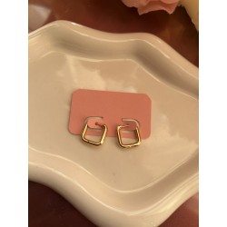 Créoles carré acier inoxydable teinte doré 15 mm – Créa by Vanou