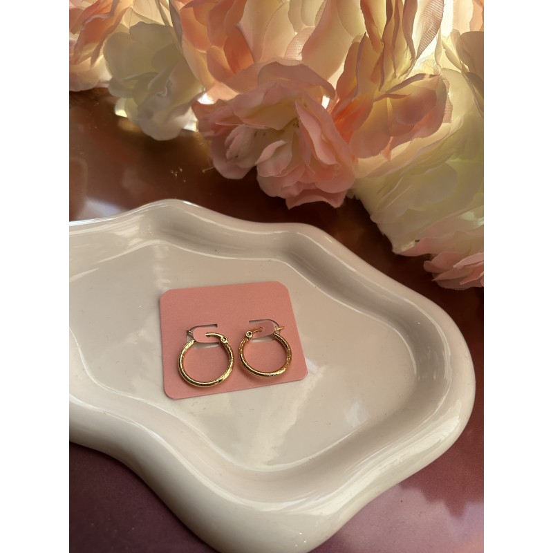 Créoles rondes à motifs acier inoxydable teinte doré 20 mm – Créa by Vanou